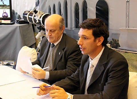 FOTO: El rector de la Universidad Nacional de La Pampa,Sergio Baudino, junto al secretario de Turismo de La Pampa, Santiago Amsé