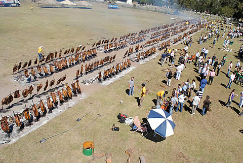 FOTO: El asado más grande del mundo (2011), General Pico.